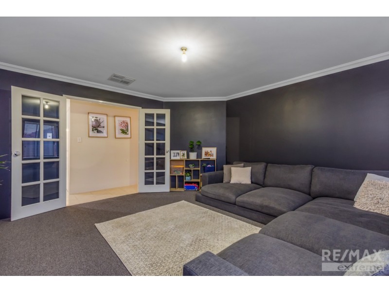 31 Fairbourne Approach, Butler WA 6036