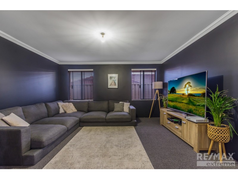31 Fairbourne Approach, Butler WA 6036