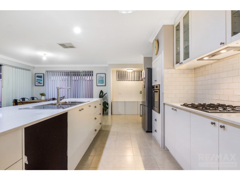 31 Fairbourne Approach, Butler WA 6036