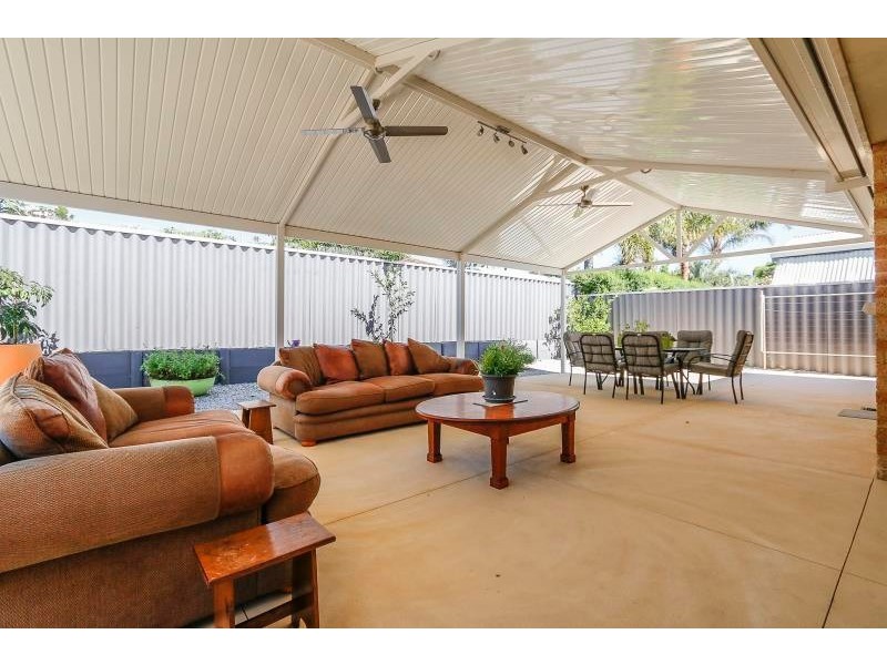 26 Fairpark Retreat, Landsdale WA 6065