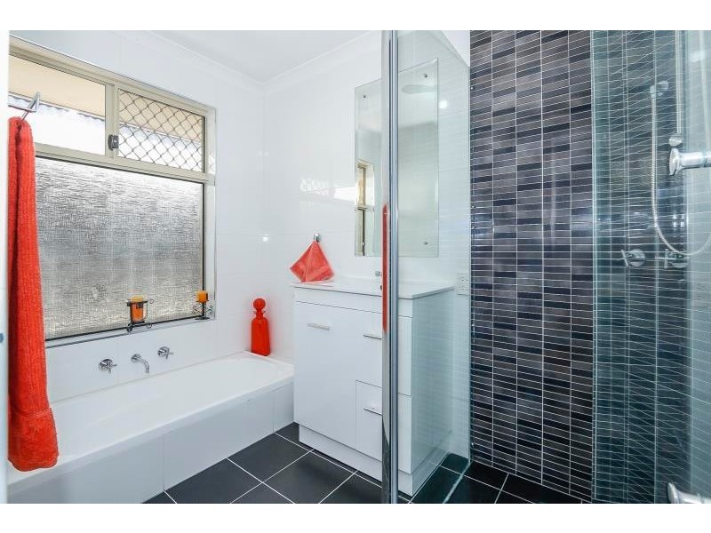 26 Fairpark Retreat, Landsdale WA 6065