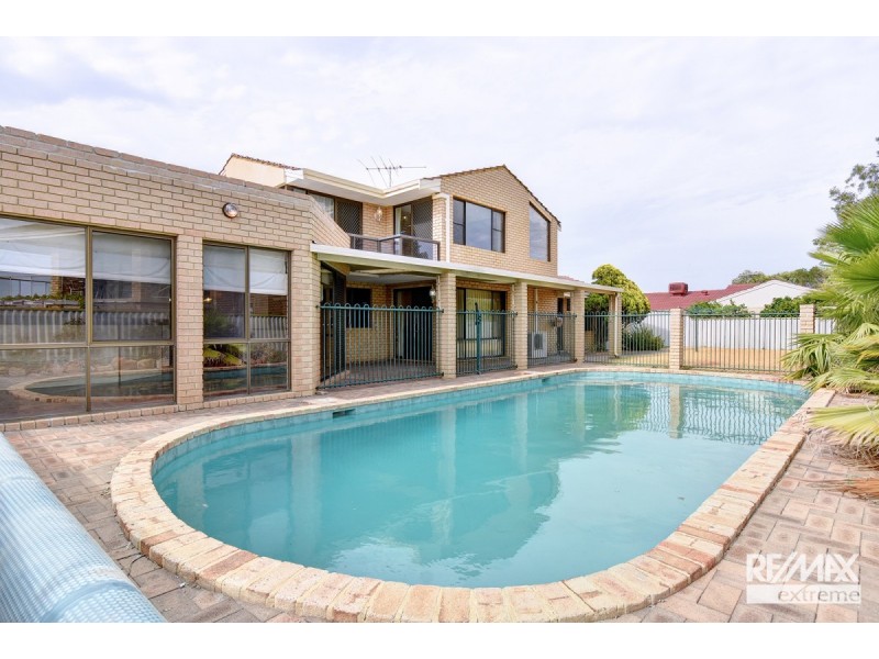 7 Villa Court, Kallaroo WA 6025