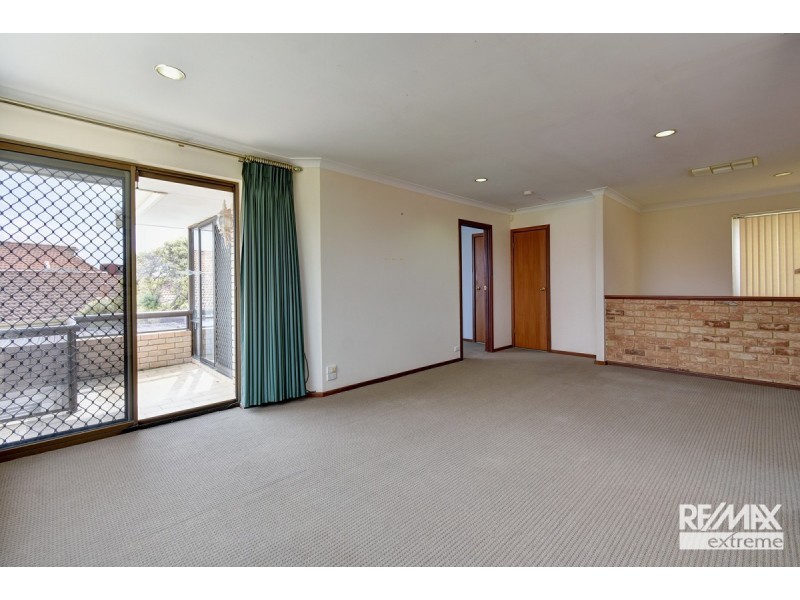 7 Villa Court, Kallaroo WA 6025