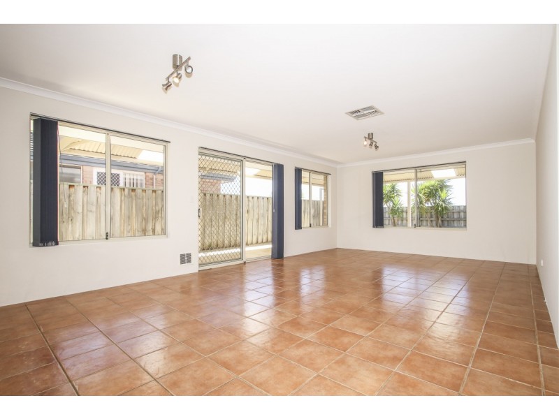 5 Sprigg Pass, Clarkson WA 6030