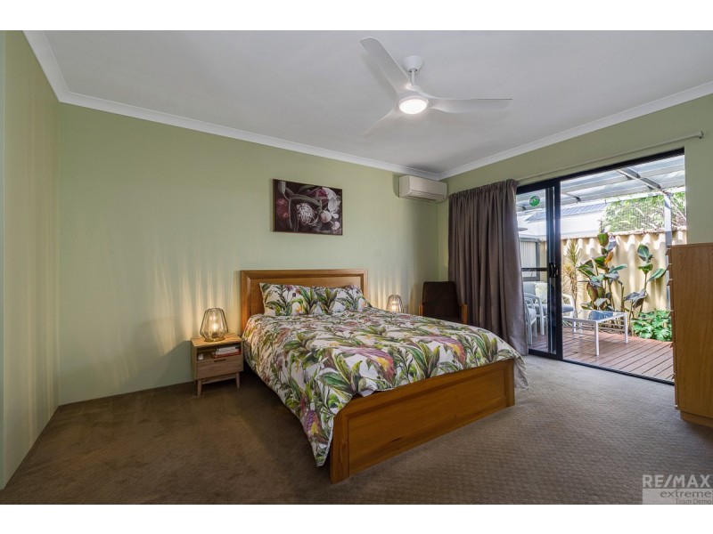 10 Leighton Gardens, Tapping WA 6065