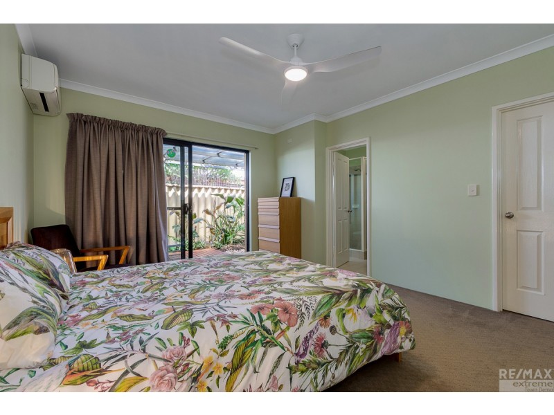 10 Leighton Gardens, Tapping WA 6065