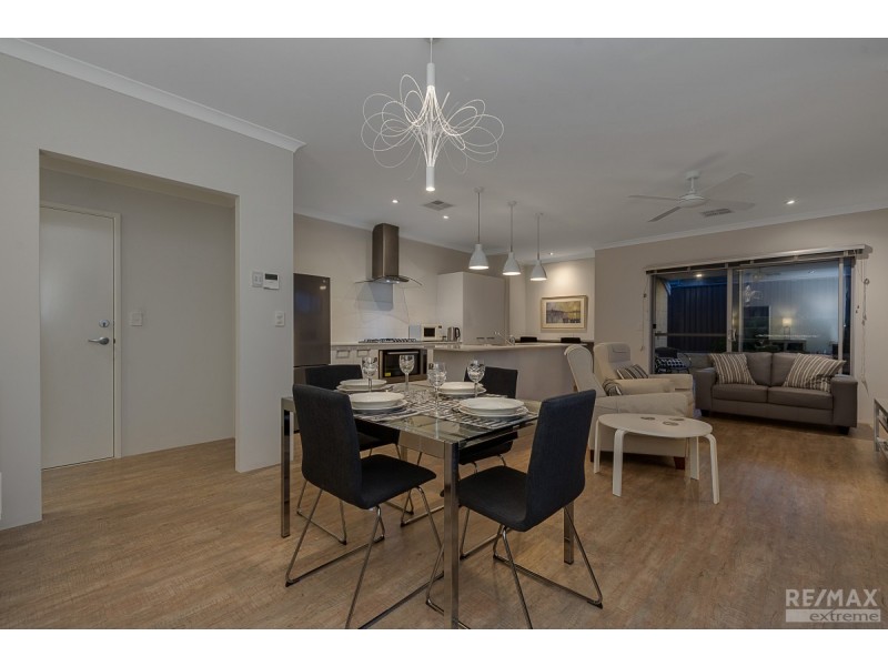 11 Scripta Way, Jindalee WA 6036