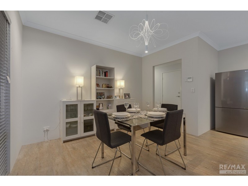 11 Scripta Way, Jindalee WA 6036