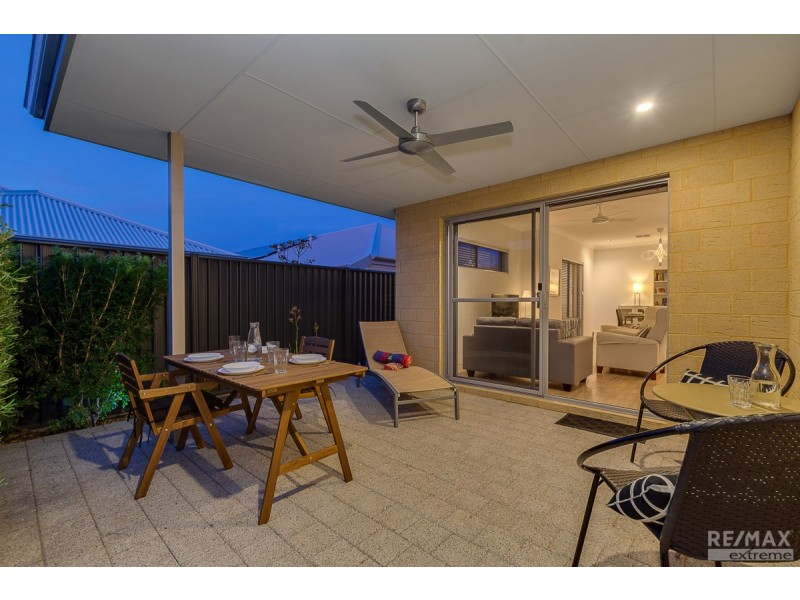 11 Scripta Way, Jindalee WA 6036
