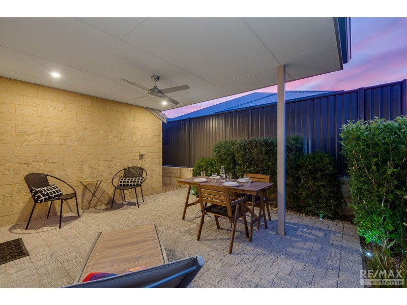 11 Scripta Way, Jindalee WA 6036