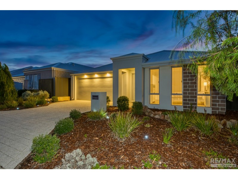 11 Scripta Way, Jindalee WA 6036