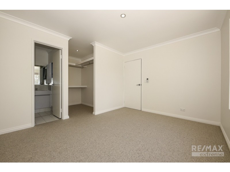 5 Dalvik Avenue, Merriwa WA 6030