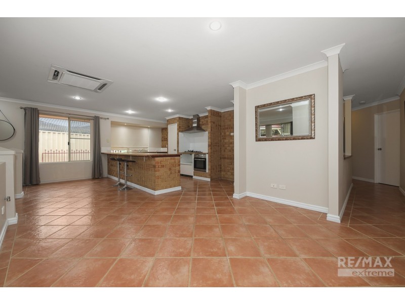 1 Kilmarnock Loop, Kinross WA 6028