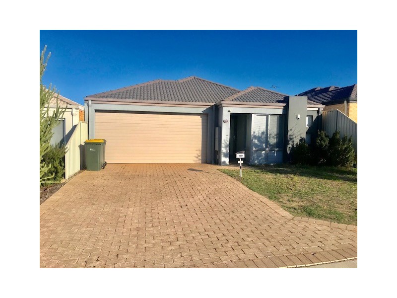 41 Traminer Way, Pearsall WA 6065