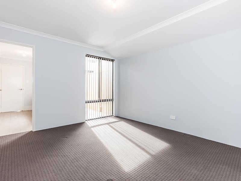 23 Hollyford Parade, Butler WA 6036