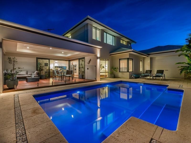 11 Piermont Avenue, Burns Beach WA 6028