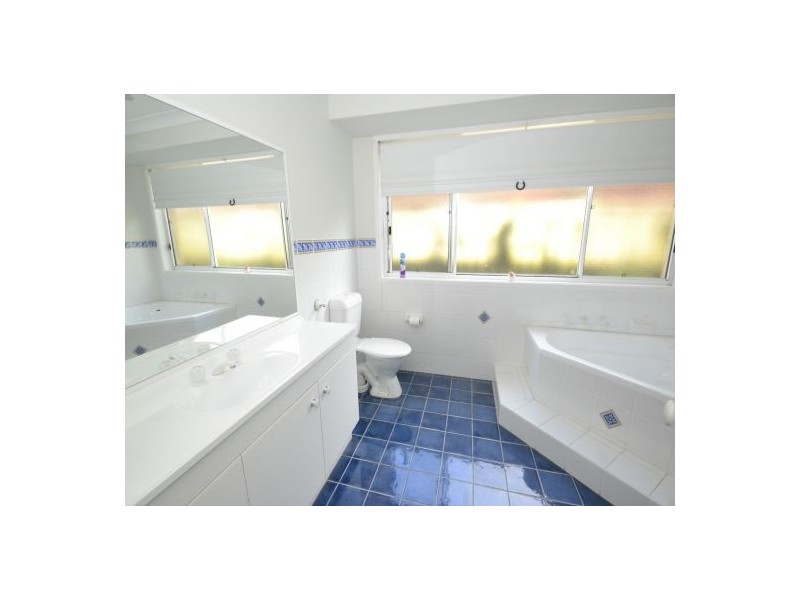 12 Canterbury Close, Terrigal NSW 2260