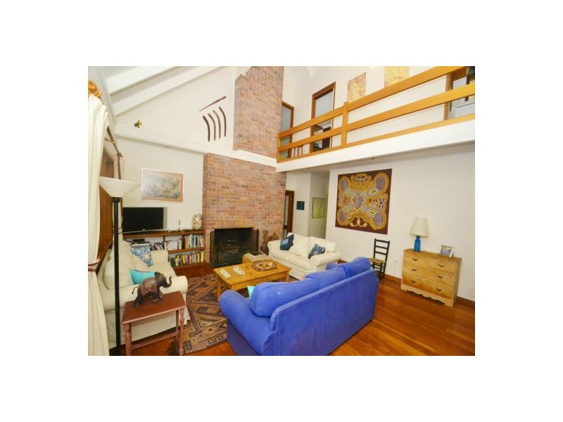 313 The Scenic Rd, Macmasters Beach NSW 2251