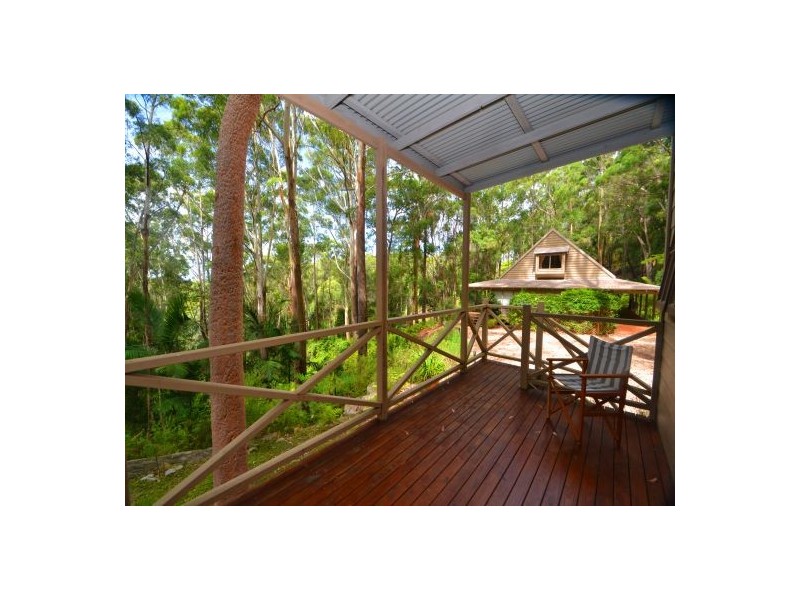 313 The Scenic Rd, Macmasters Beach NSW 2251