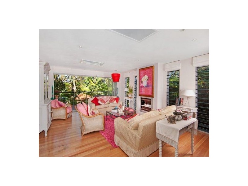 51 Barry Street, Bateau Bay NSW 2261