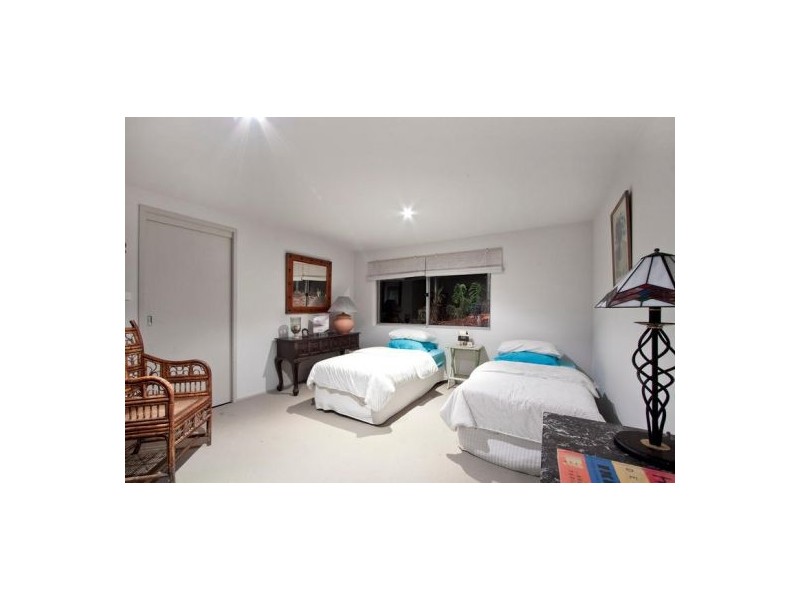 51 Barry Street, Bateau Bay NSW 2261