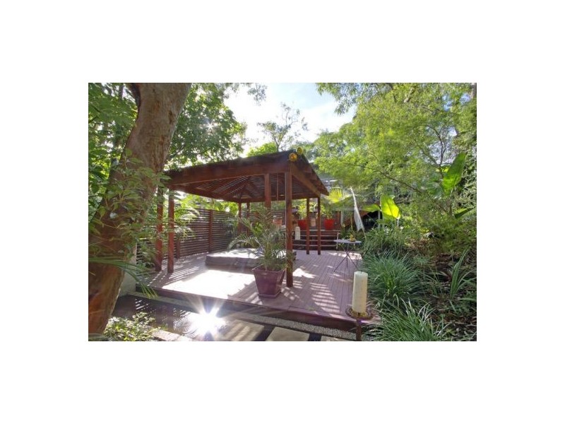 51 Barry Street, Bateau Bay NSW 2261