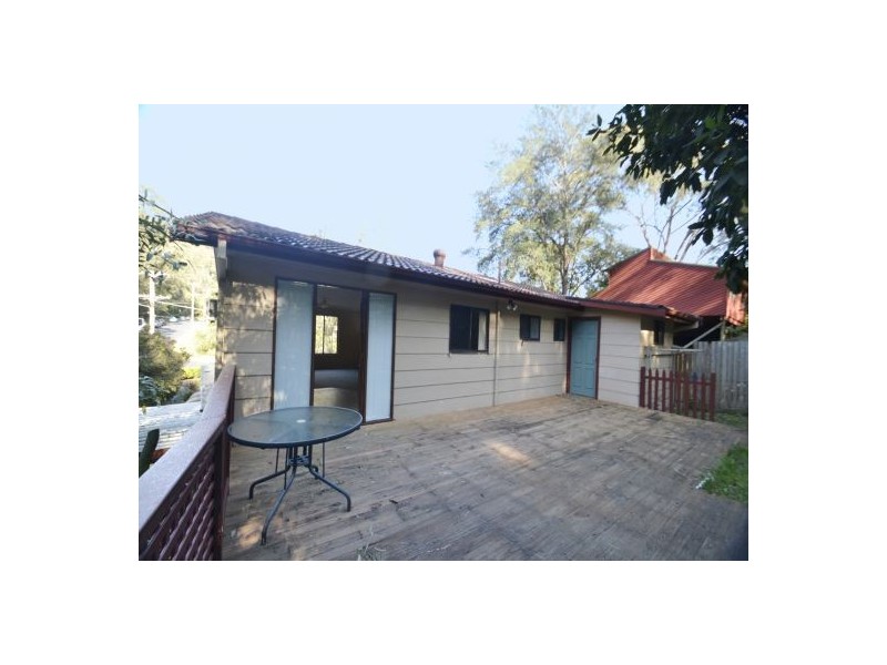 1 Marangani Avenue, North Gosford NSW 2250