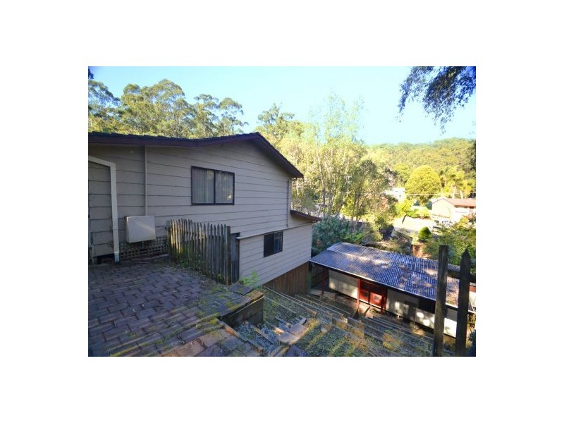 1 Marangani Avenue, North Gosford NSW 2250