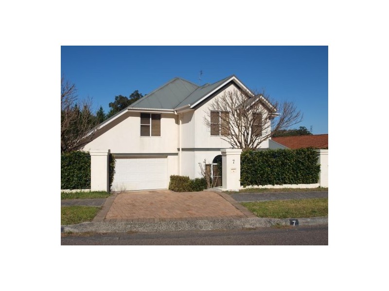 7 Bannister Drive, Erina NSW 2250