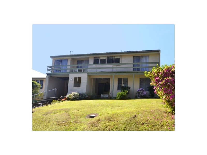 11 Woodland Road, Terrigal NSW 2260