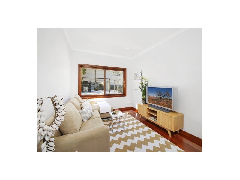 30 Hillcrest Street, Terrigal NSW 2260
