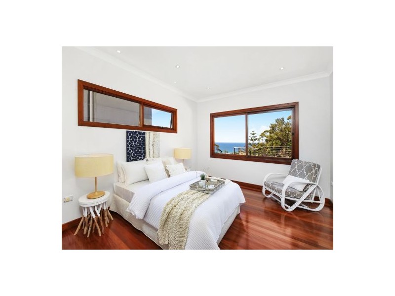 30 Hillcrest Street, Terrigal NSW 2260