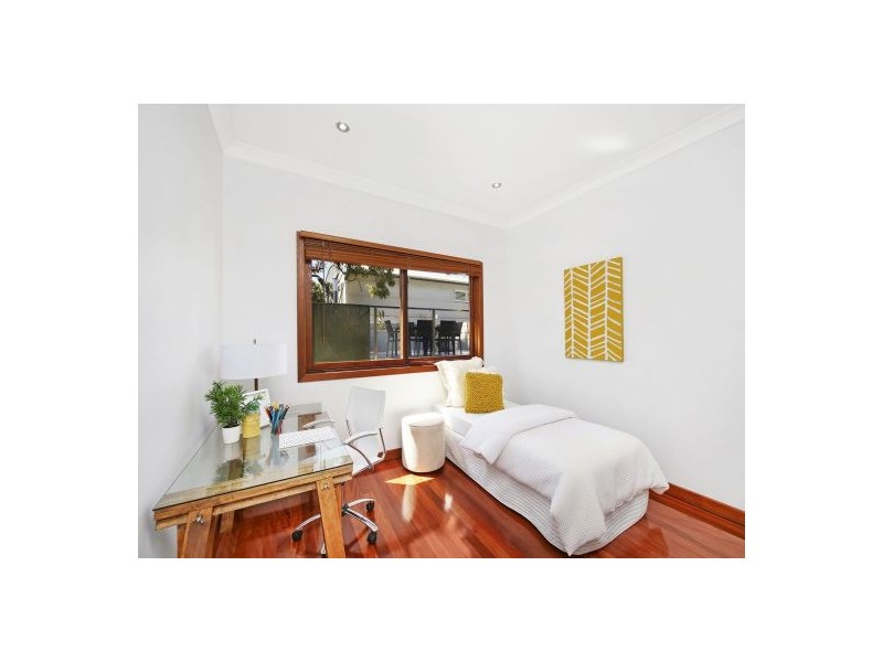 30 Hillcrest Street, Terrigal NSW 2260