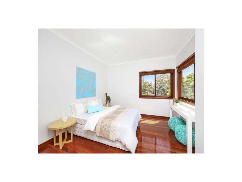 30 Hillcrest Street, Terrigal NSW 2260