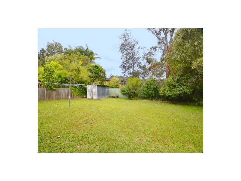 20 Uratta Street, West Gosford NSW 2250