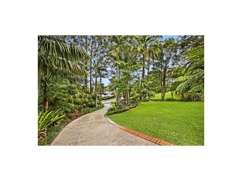 13 Hibiscus Avenue, North Avoca NSW 2260