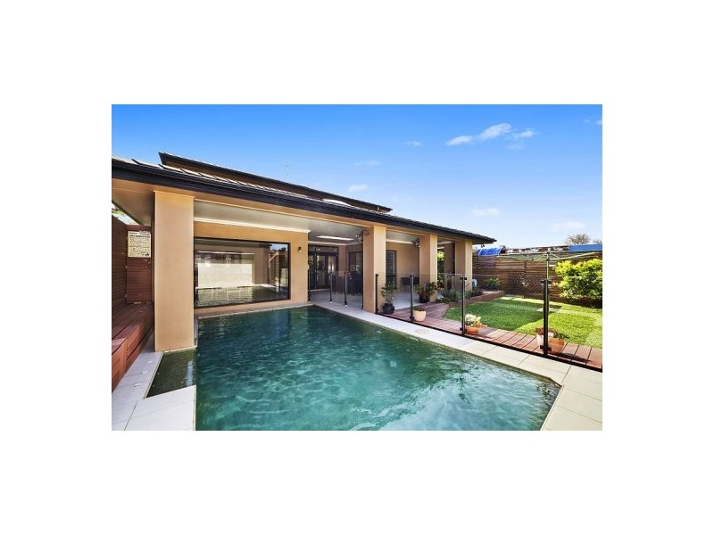 29 Sabrina Avenue, Bateau Bay NSW 2261