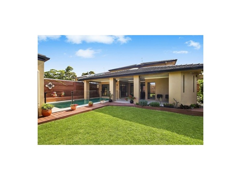 29 Sabrina Avenue, Bateau Bay NSW 2261