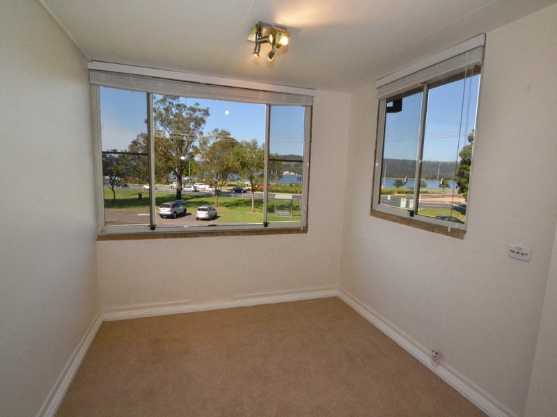 2/3-5 Gertrude Place, Gosford NSW 2250