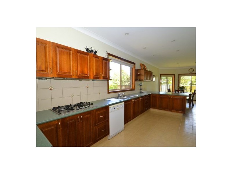 245 Tuggerawong Road, Tuggerawong NSW 2259