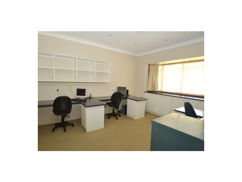 245 Tuggerawong Road, Tuggerawong NSW 2259