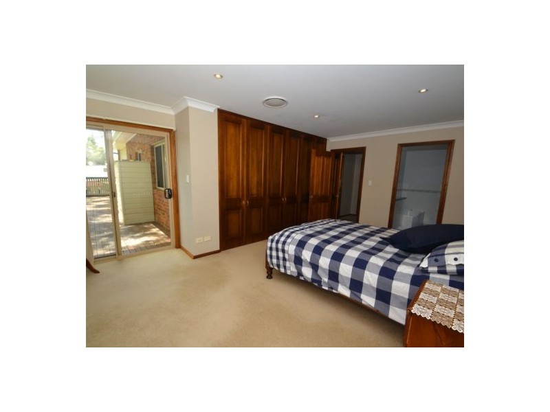 245 Tuggerawong Road, Tuggerawong NSW 2259