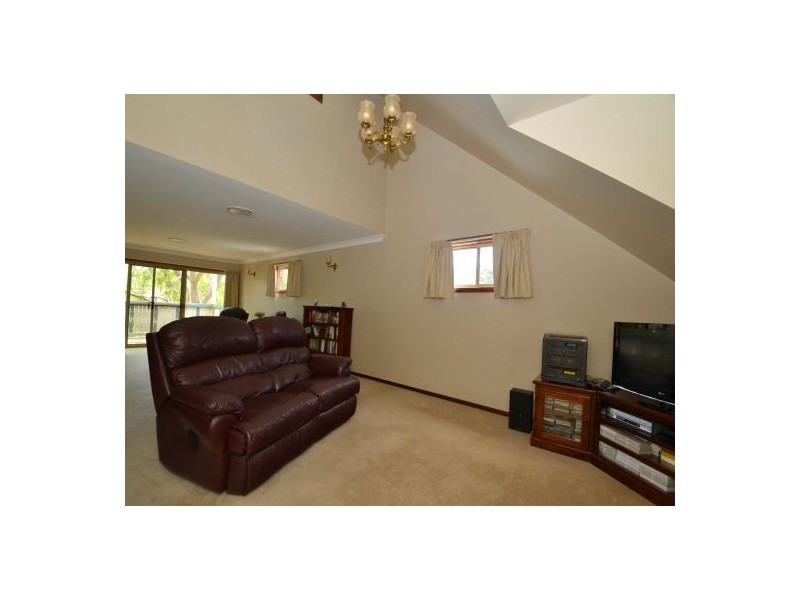 245 Tuggerawong Road, Tuggerawong NSW 2259