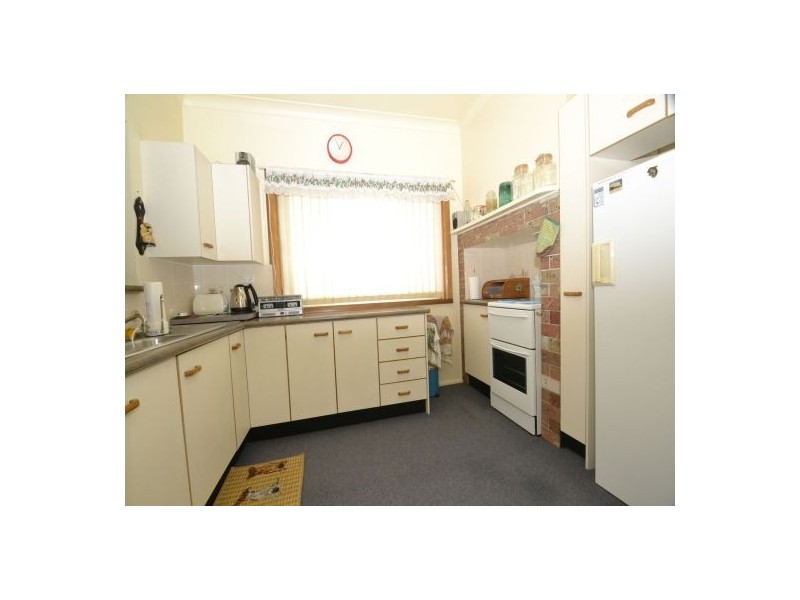 3 Narrawa Avenue, Erina NSW 2250