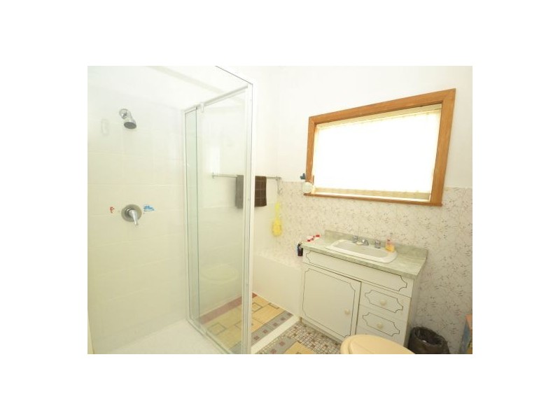 3 Narrawa Avenue, Erina NSW 2250