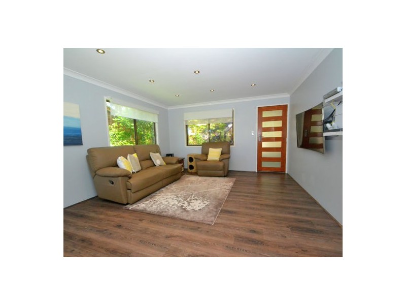 8 Gregory Street, Wyoming NSW 2250