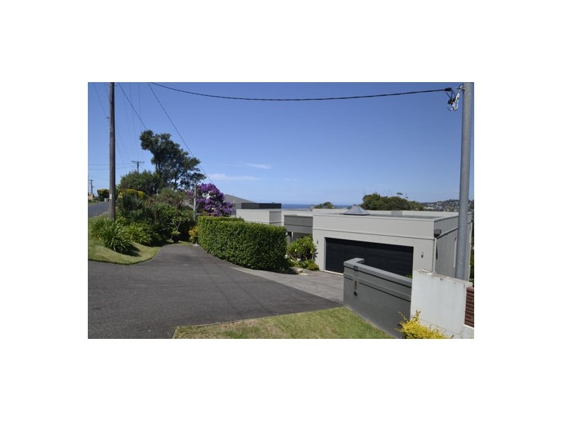 50 McGee Avenue, Wamberal NSW 2260