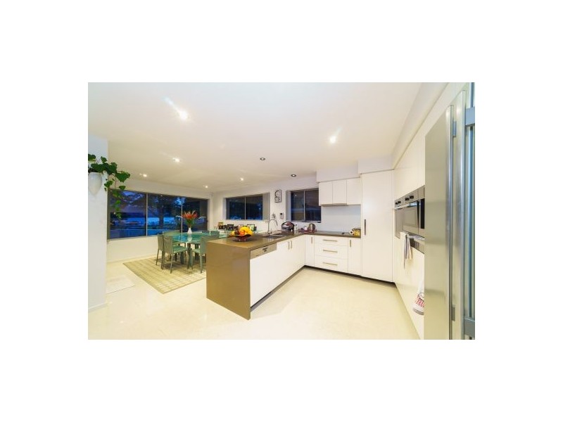 1/17 Masons Parade, Point Frederick NSW 2250