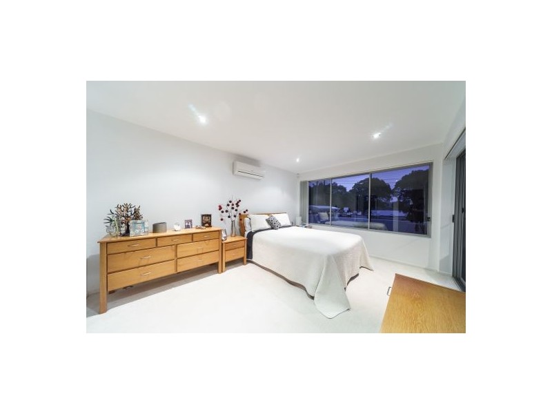 1/17 Masons Parade, Point Frederick NSW 2250