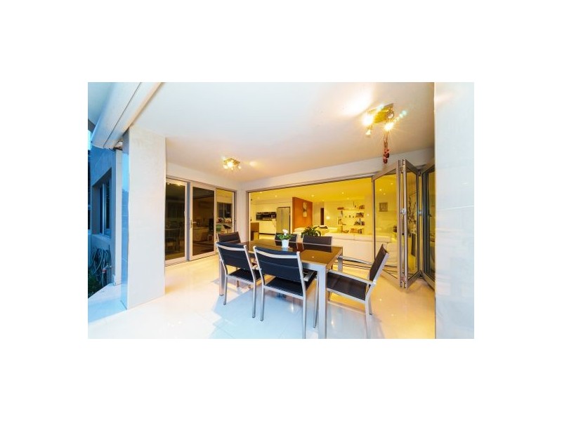 1/17 Masons Parade, Point Frederick NSW 2250